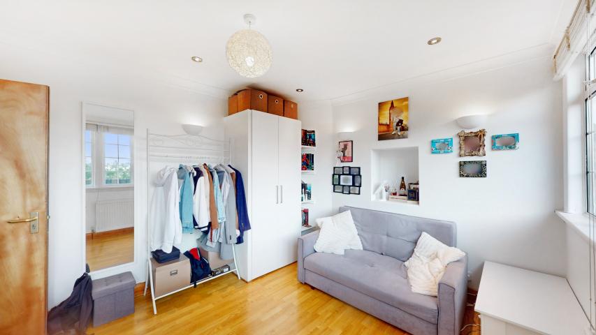 Modern Studio Burnley Road, Dollis Hill